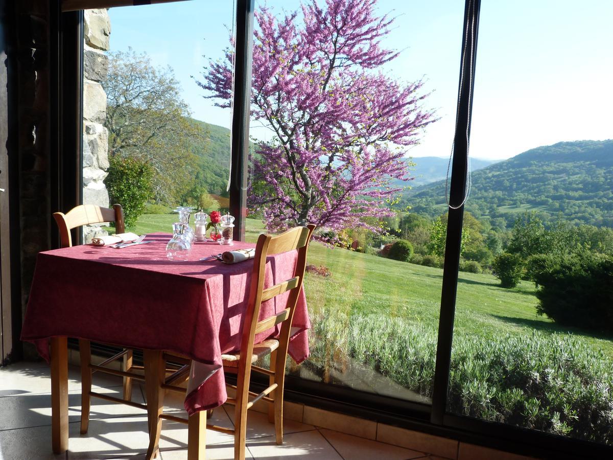 Logis Hotel-Restaurant La Mere Biquette Saint-Pons  Exterior foto
